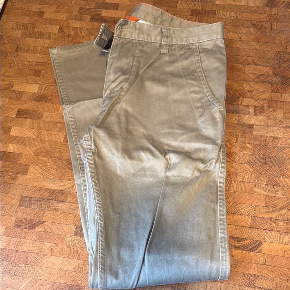Dockers Tan Chinos Classic Style - Picture 3 of 3